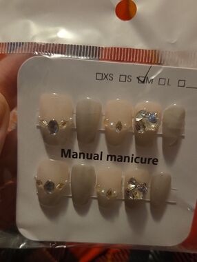 ♥️2 For $25♥️Neutral Nude Press-On Nails with Rhinestone Accent